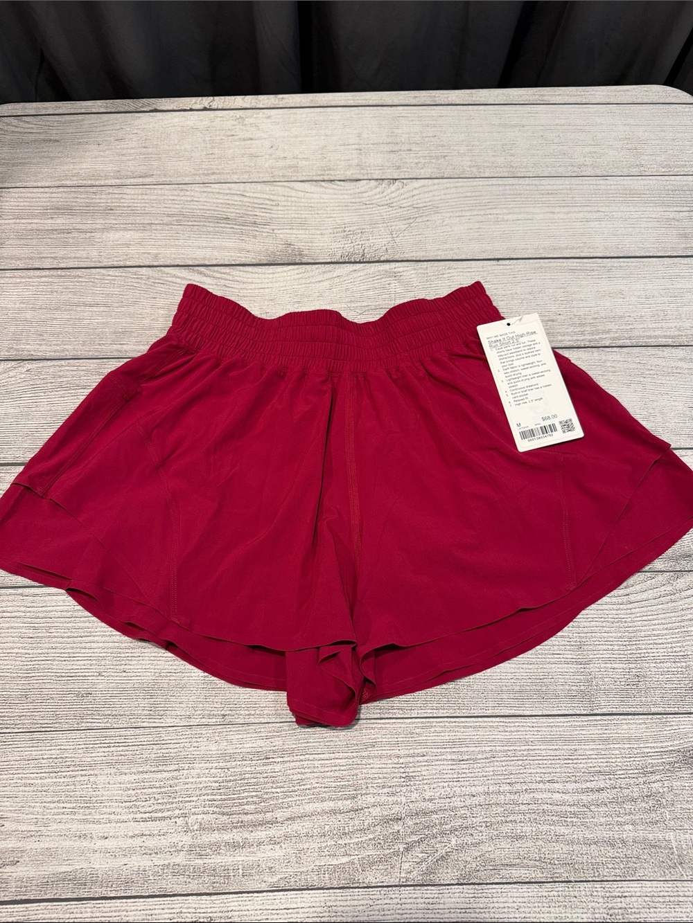 🍋Women’s Lululemon Shake It Out High-Rise Running Short 2.5" Sz M Berry Rumble🍋